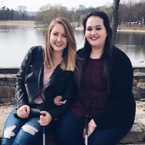 Meet your Posher, Caitlin